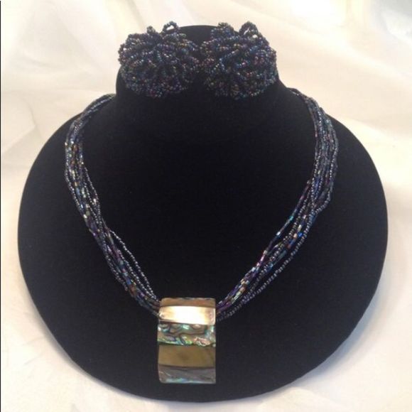 Vintage Seed Bead And Mother Of Pearl Demi Parure - Picture 2 of 5